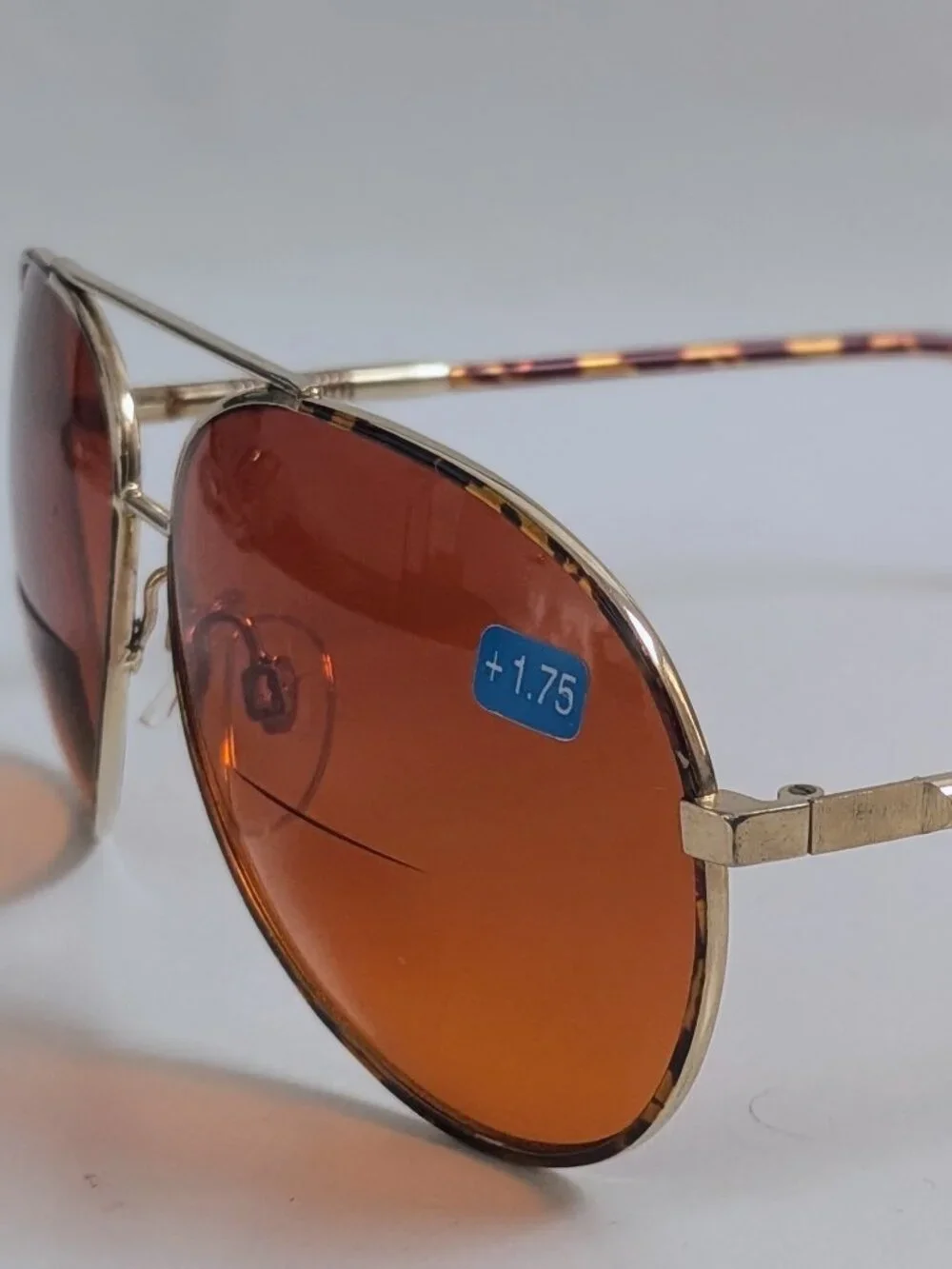 by DeVons Optics Inc. Est. Since 1983! nwt vintage